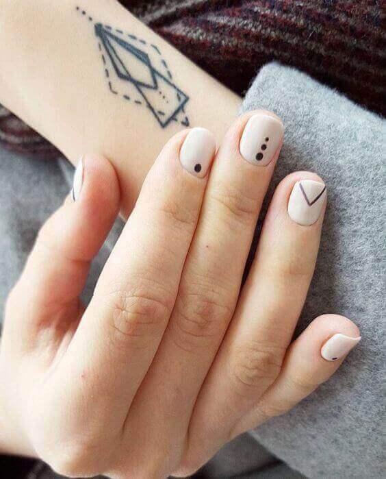 Ongles simples décorés
