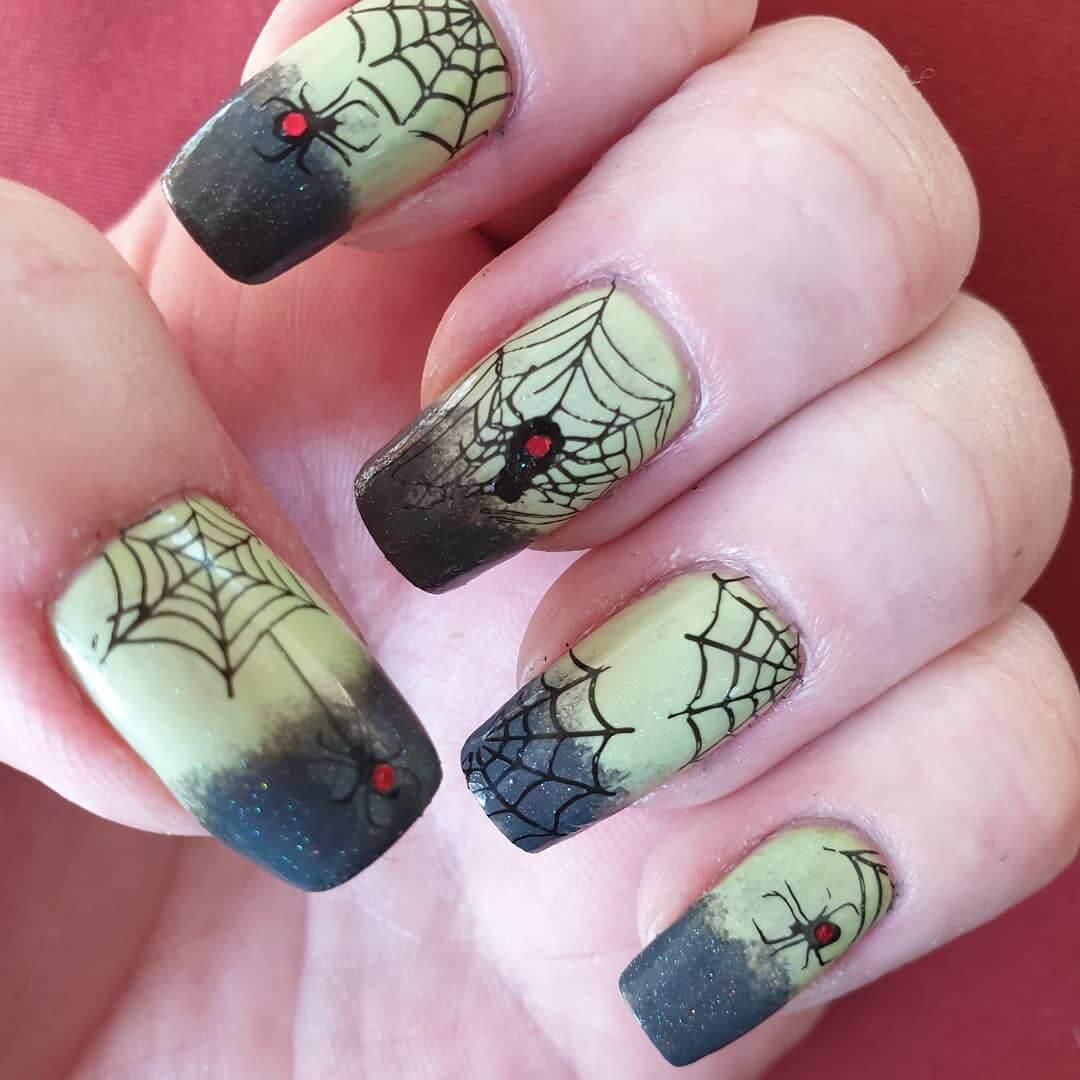 impression d'ongles d'araignée d'halloween