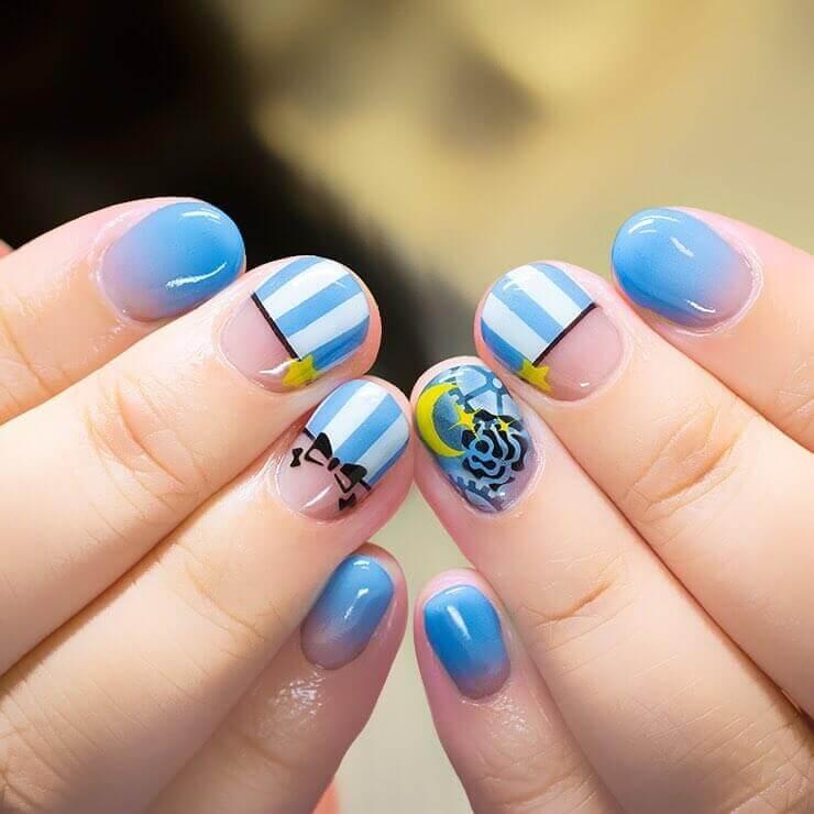 Plus de 80 motifs d'ongles décorés en bleu clair 6