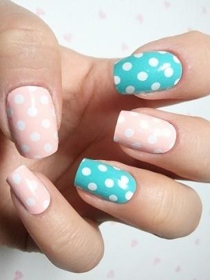 Plus de 80 dessins de nail art en bleu clair 26