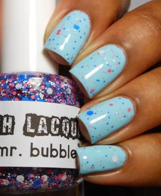 Plus de 80 motifs d'ongles décorés en bleu clair 71