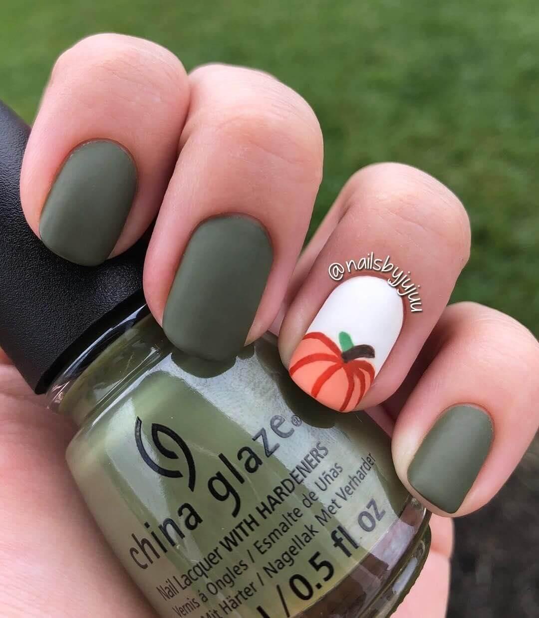 ongles citrouille matte halloween