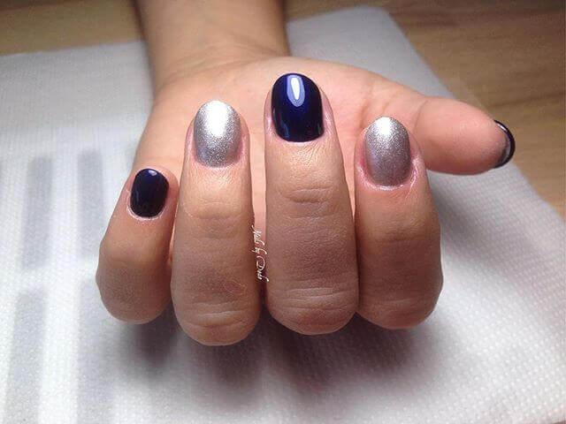 Combinaison de violet et d'argent