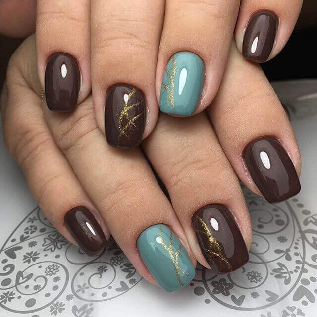 ongles courts en porcelaine