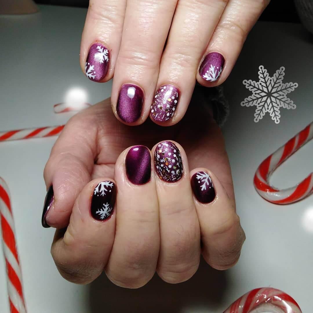 ongles de noël violets