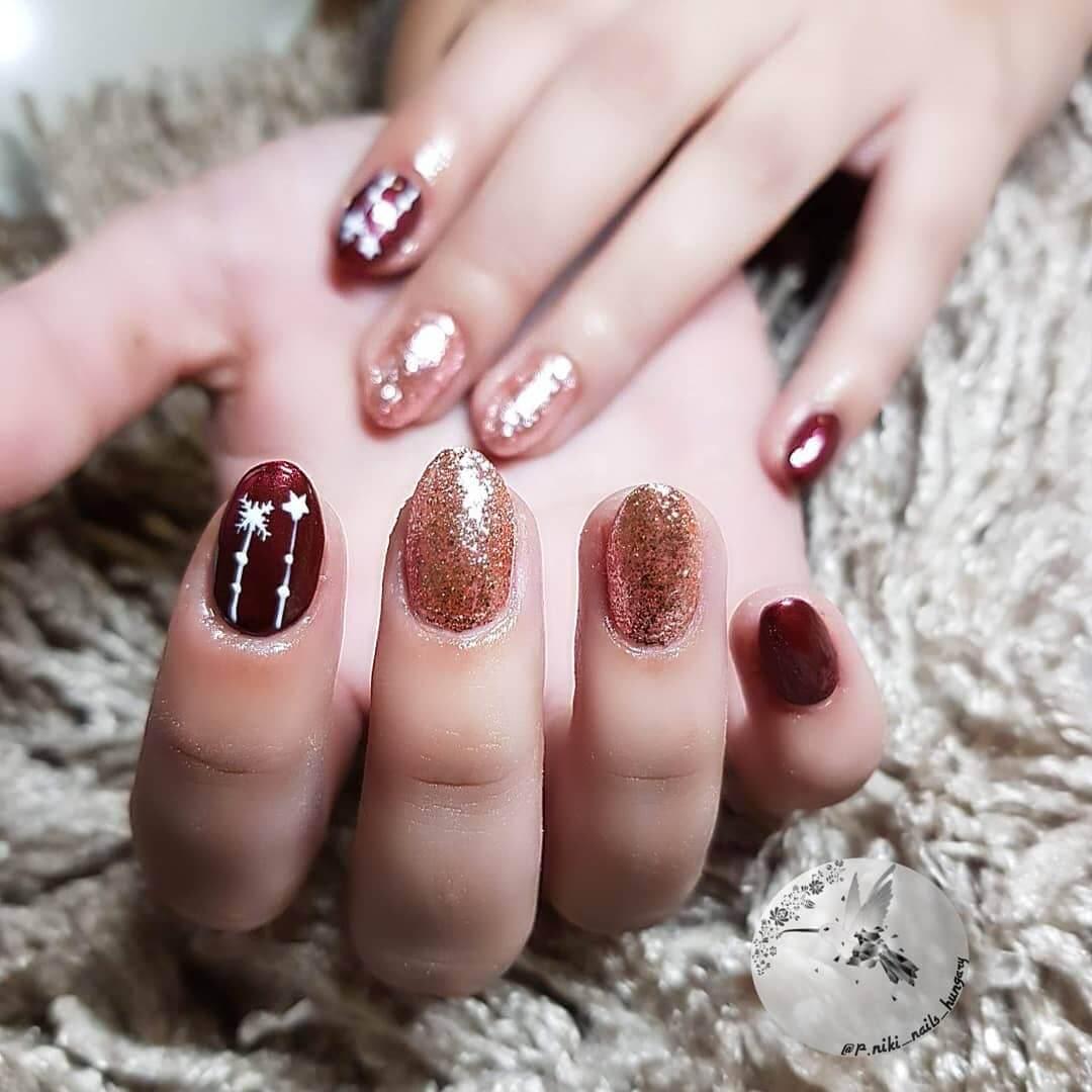 ongles élégants décorés de Noël