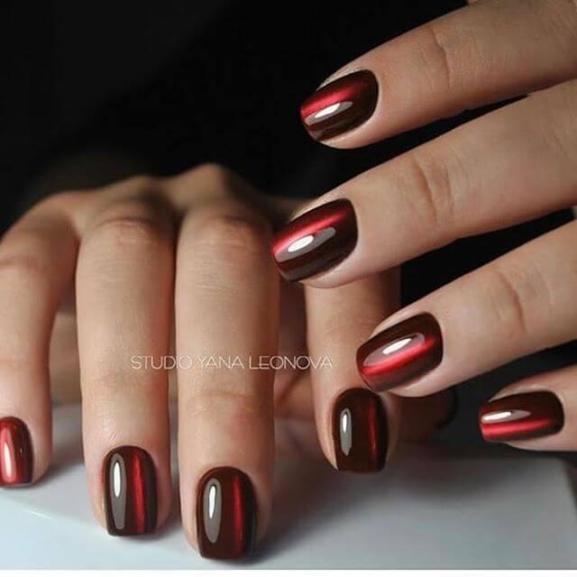 ongles en gel rouge rubis