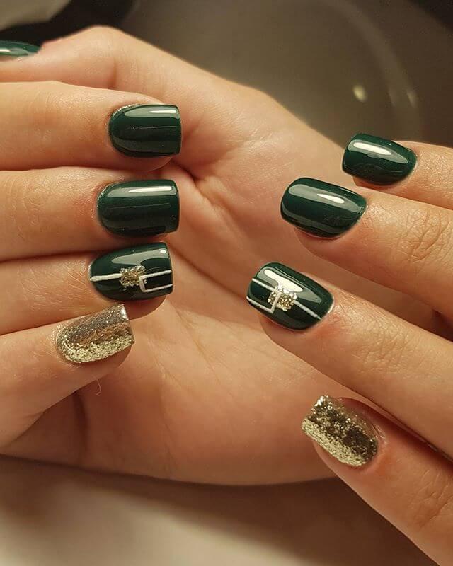 ongles en gel vert foncé