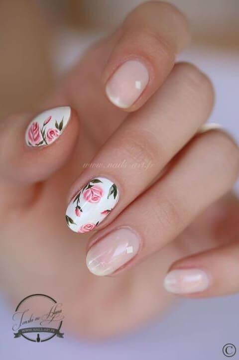 ongles floraux pour le mariage