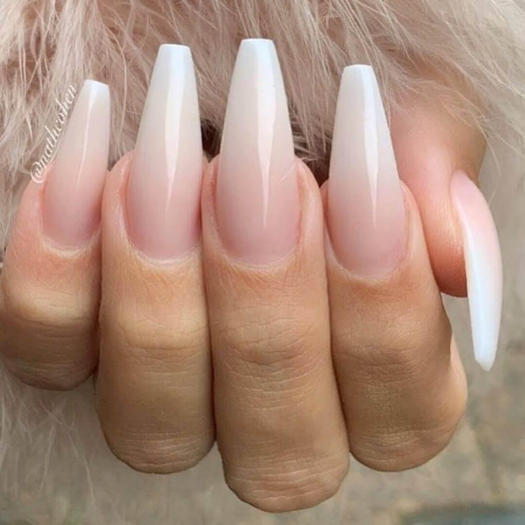 ongles longs et dégradés