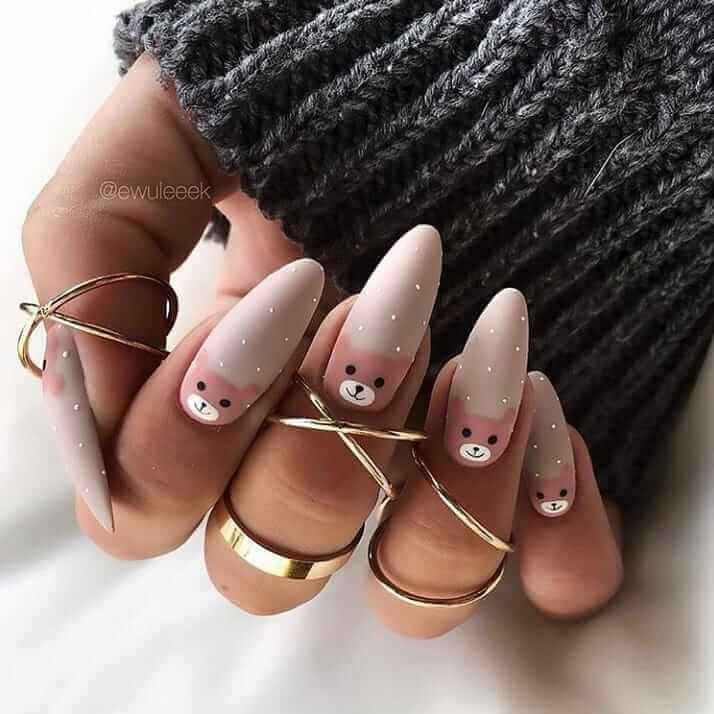ongles longs juvéniles