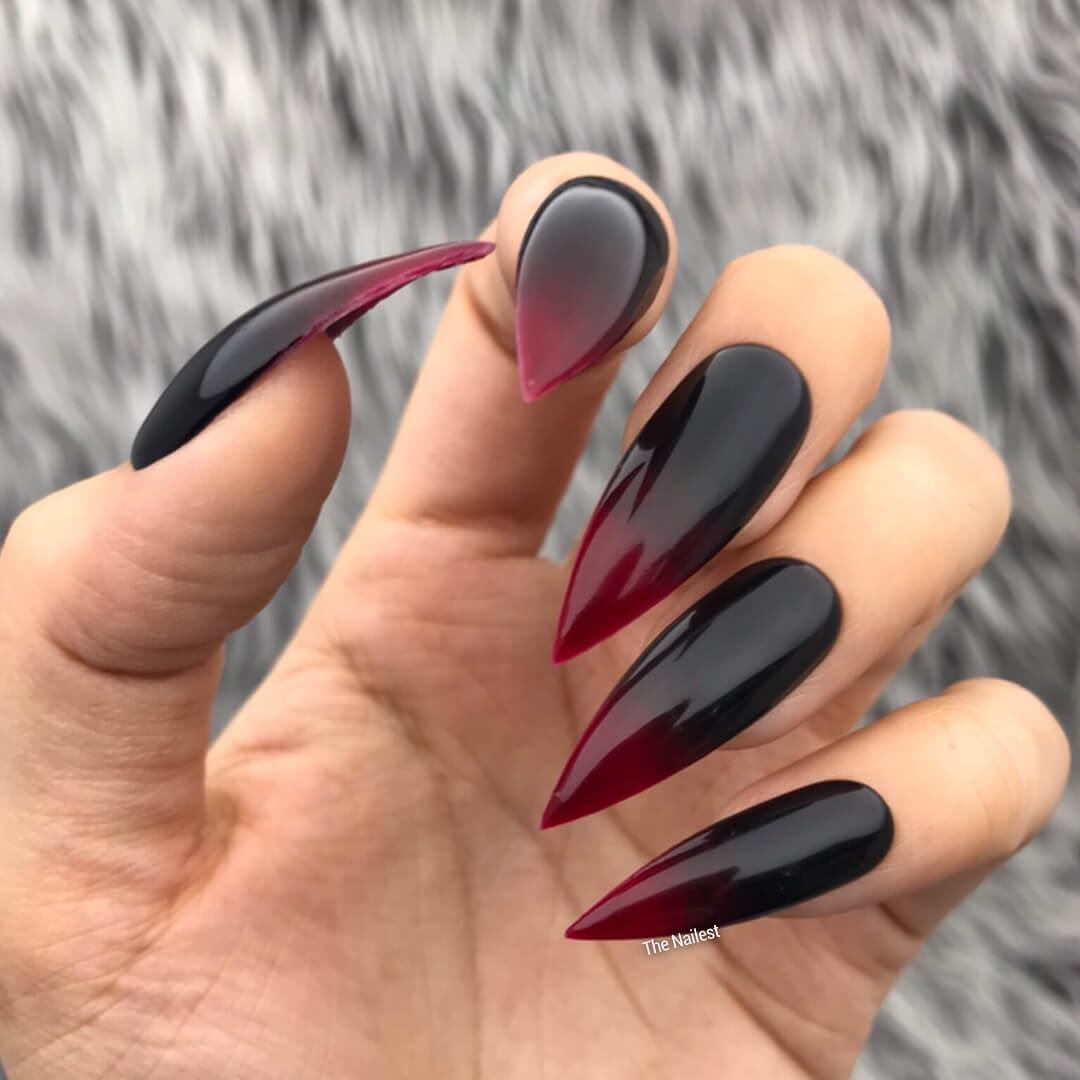 vampire halloween nail art