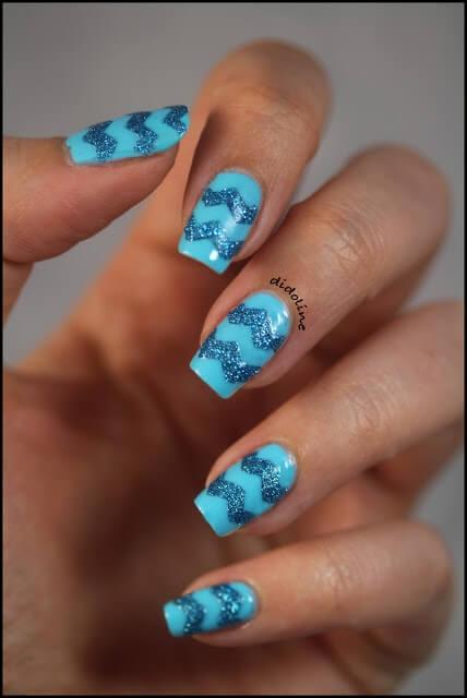 Plus de 80 motifs de ongles décorés en bleu clair 50